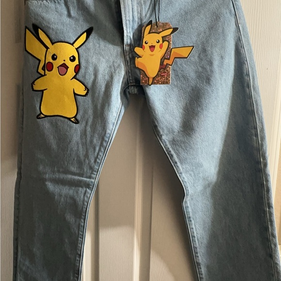 NWT Levis collab with pokemon - Picture 6 of 8